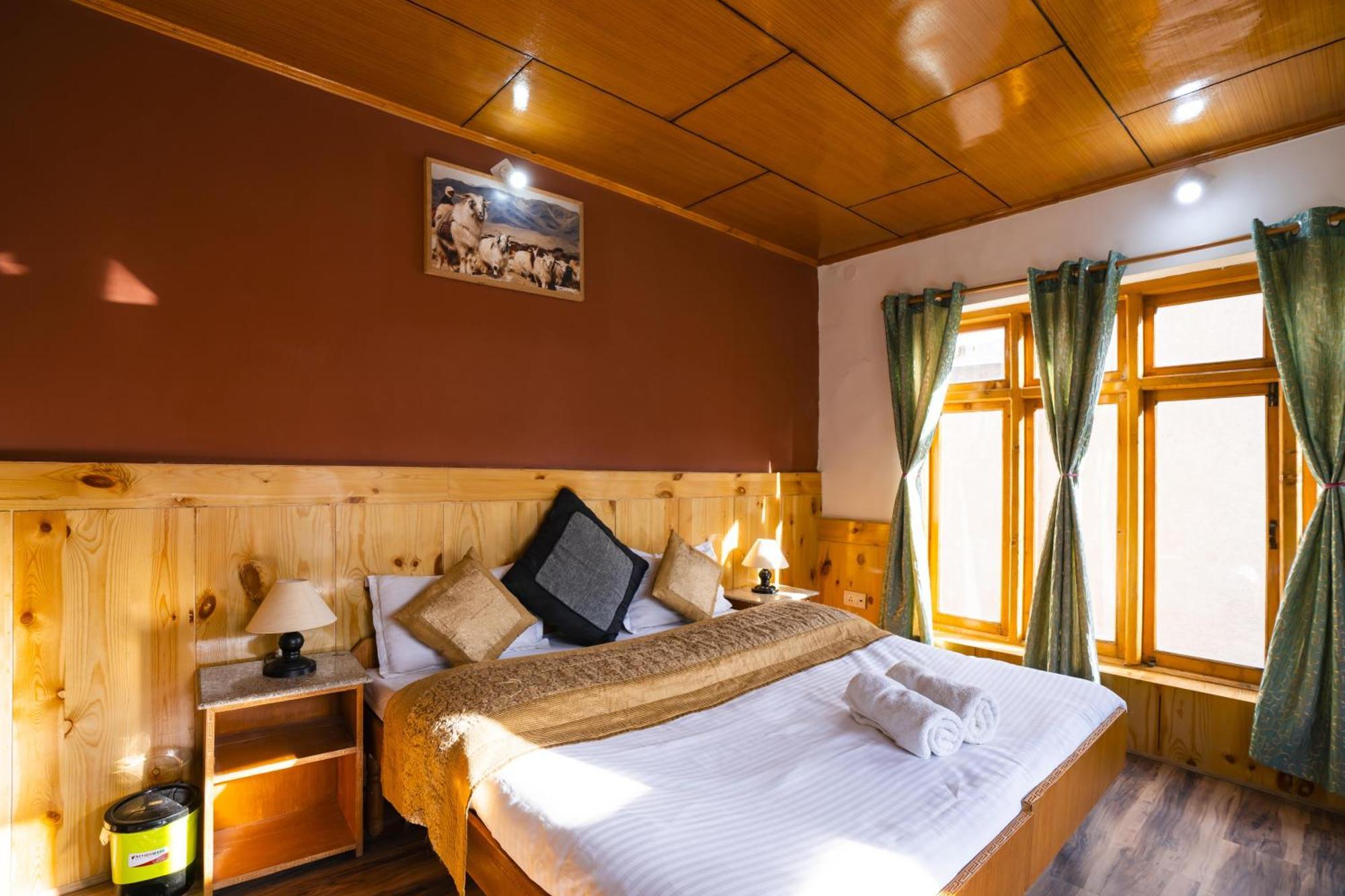 Rainbow Holiday Home Leh Esterno foto