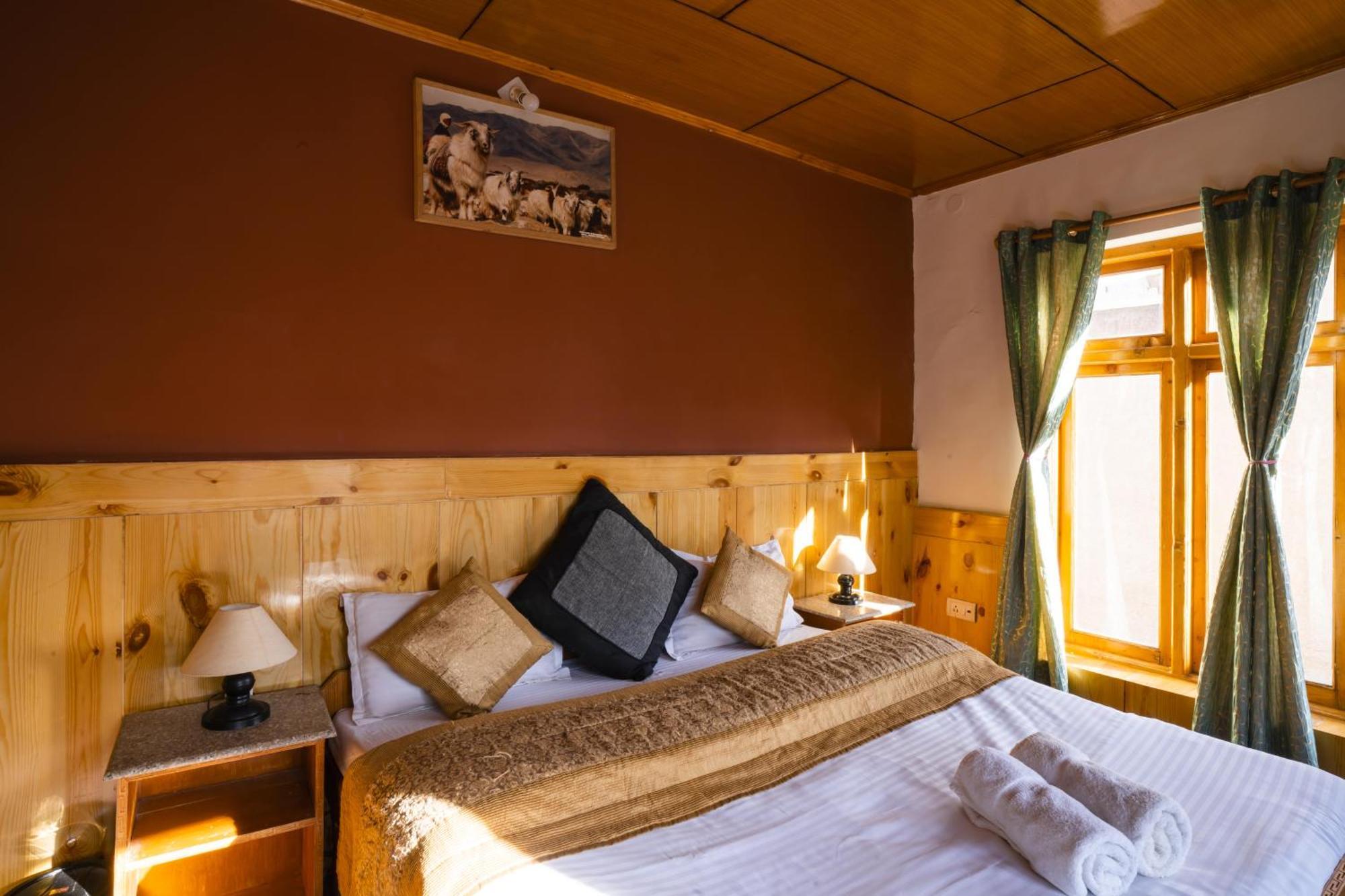 Rainbow Holiday Home Leh Esterno foto