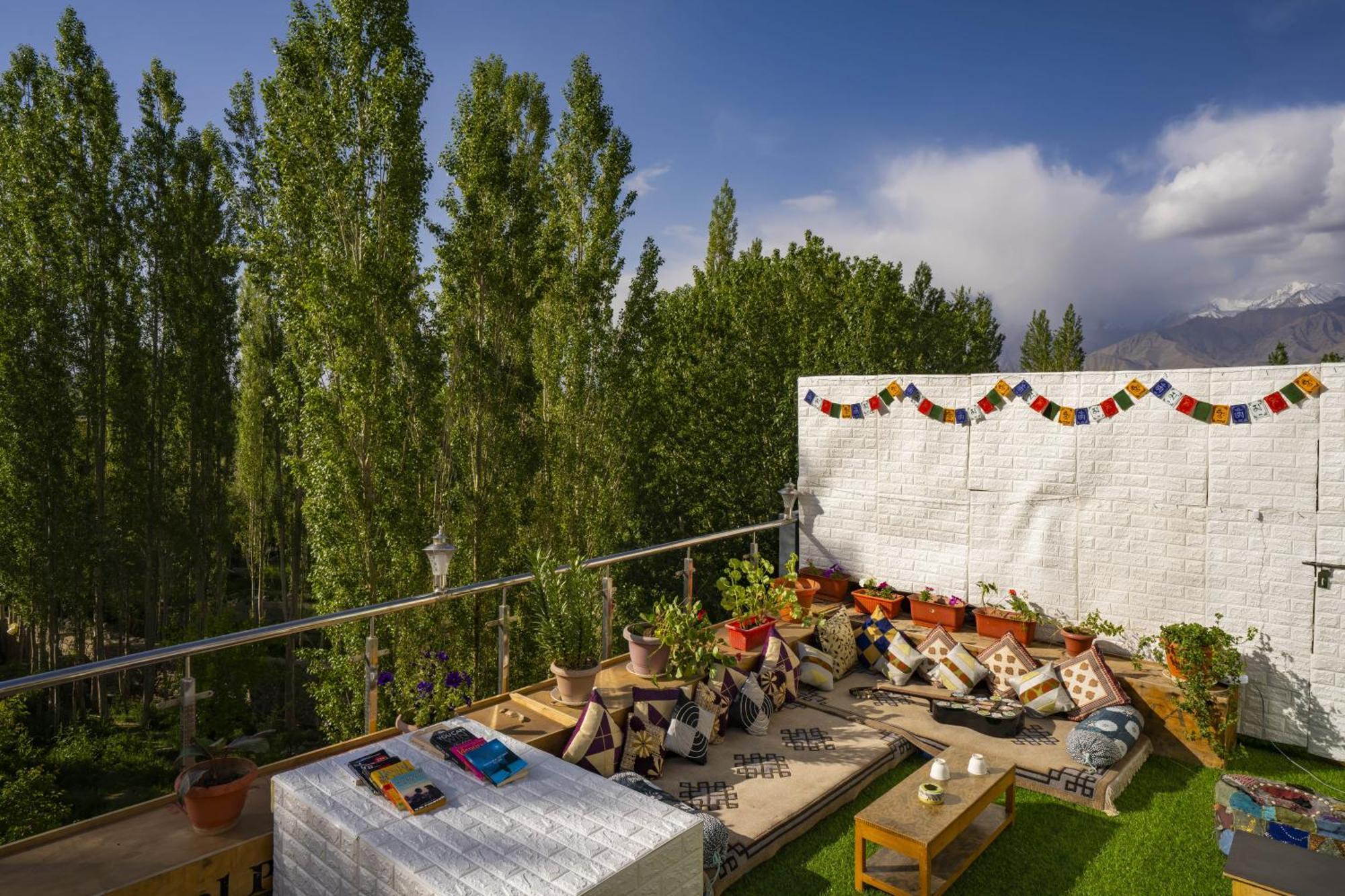 Rainbow Holiday Home Leh Esterno foto