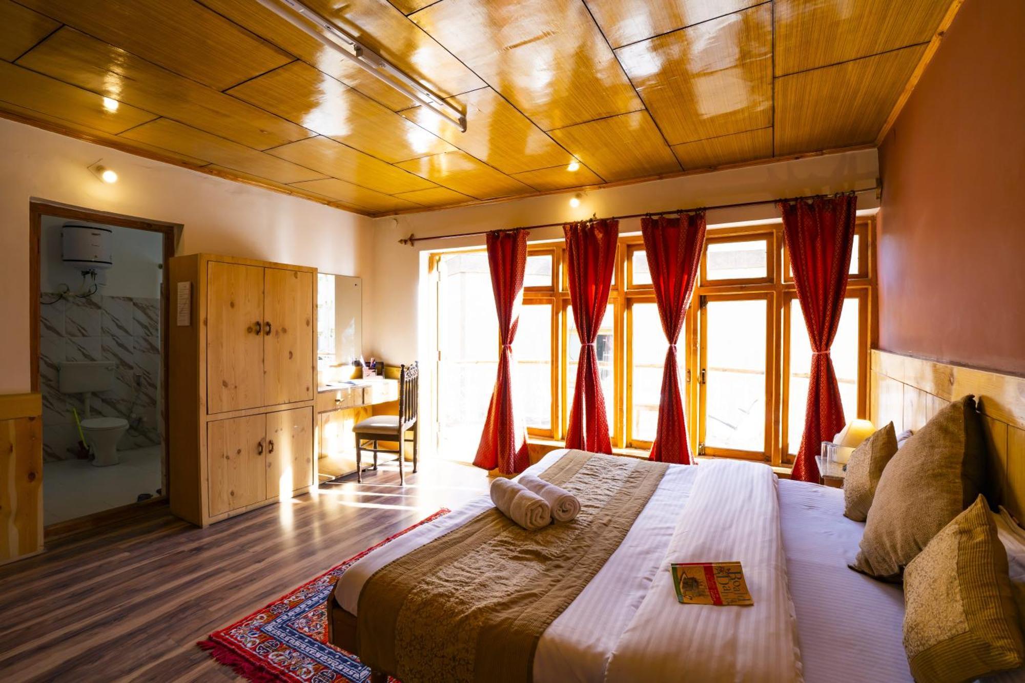 Rainbow Holiday Home Leh Esterno foto