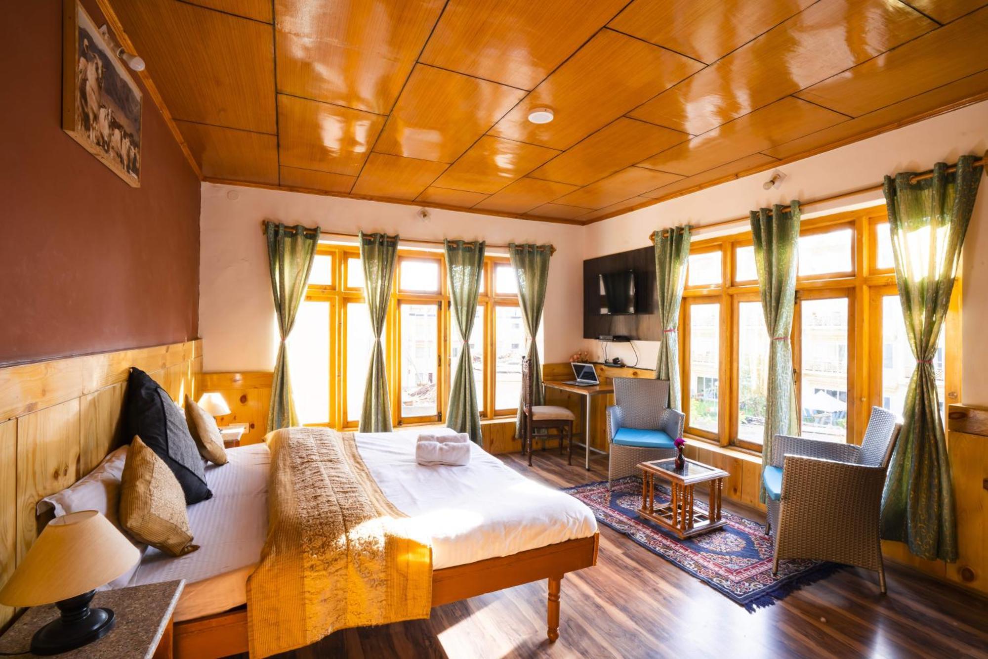 Rainbow Holiday Home Leh Esterno foto