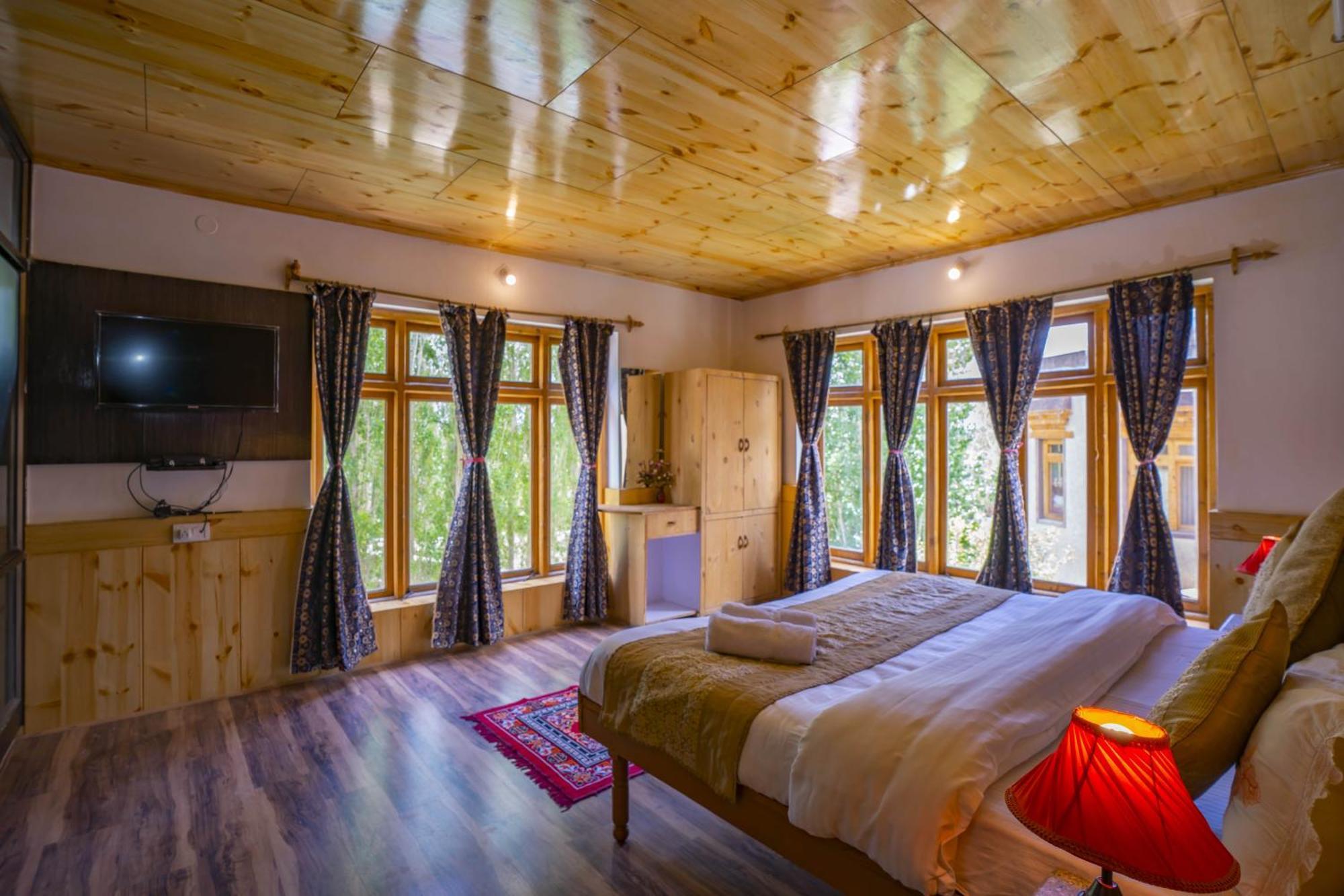 Rainbow Holiday Home Leh Esterno foto